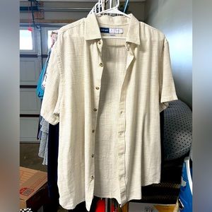 Linen blend Old Navy button down. New with Tag. Smoke and pet free home